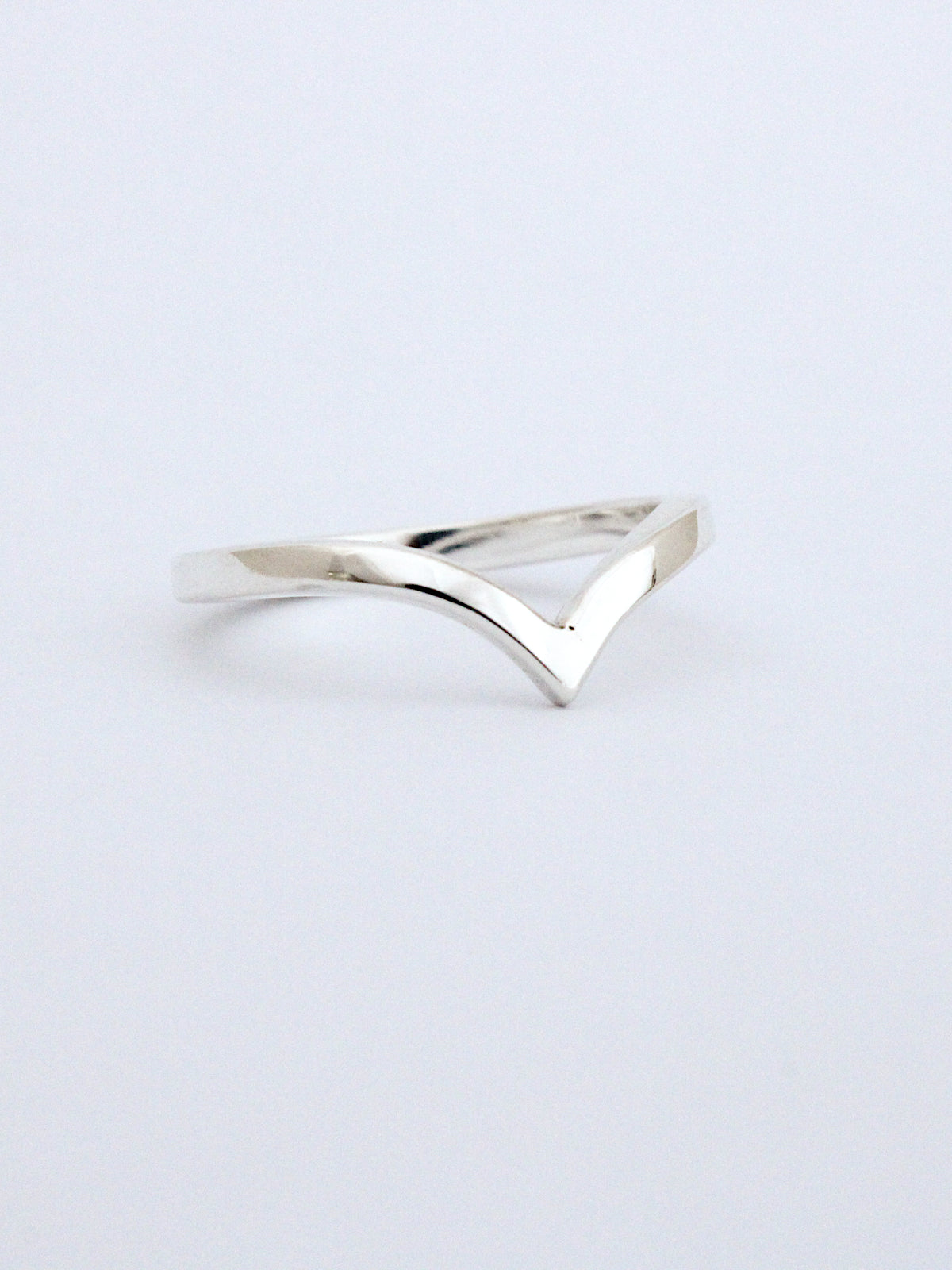 Pine Fitted Wishbone Wedding Band