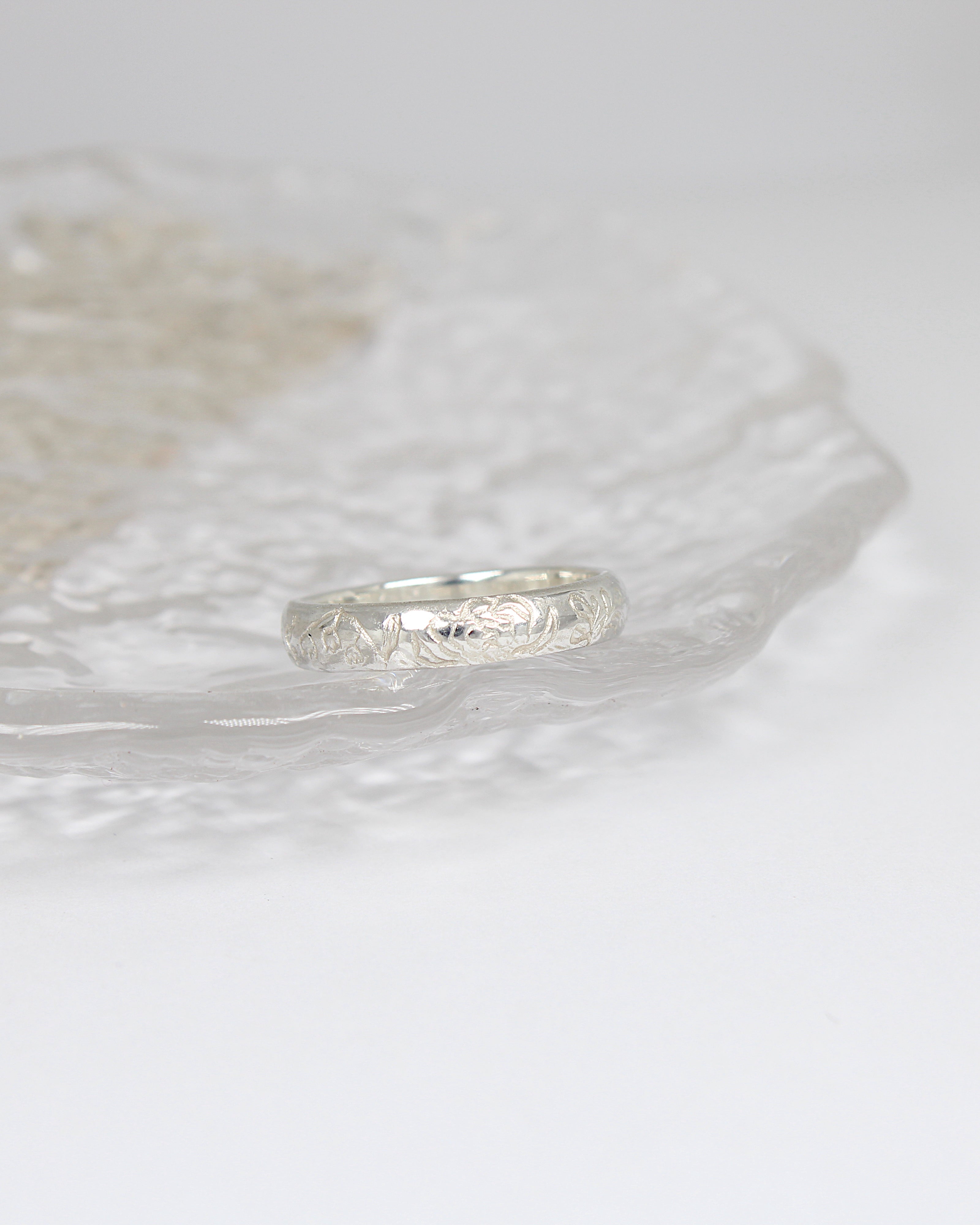 Birth flower ring hand engraved