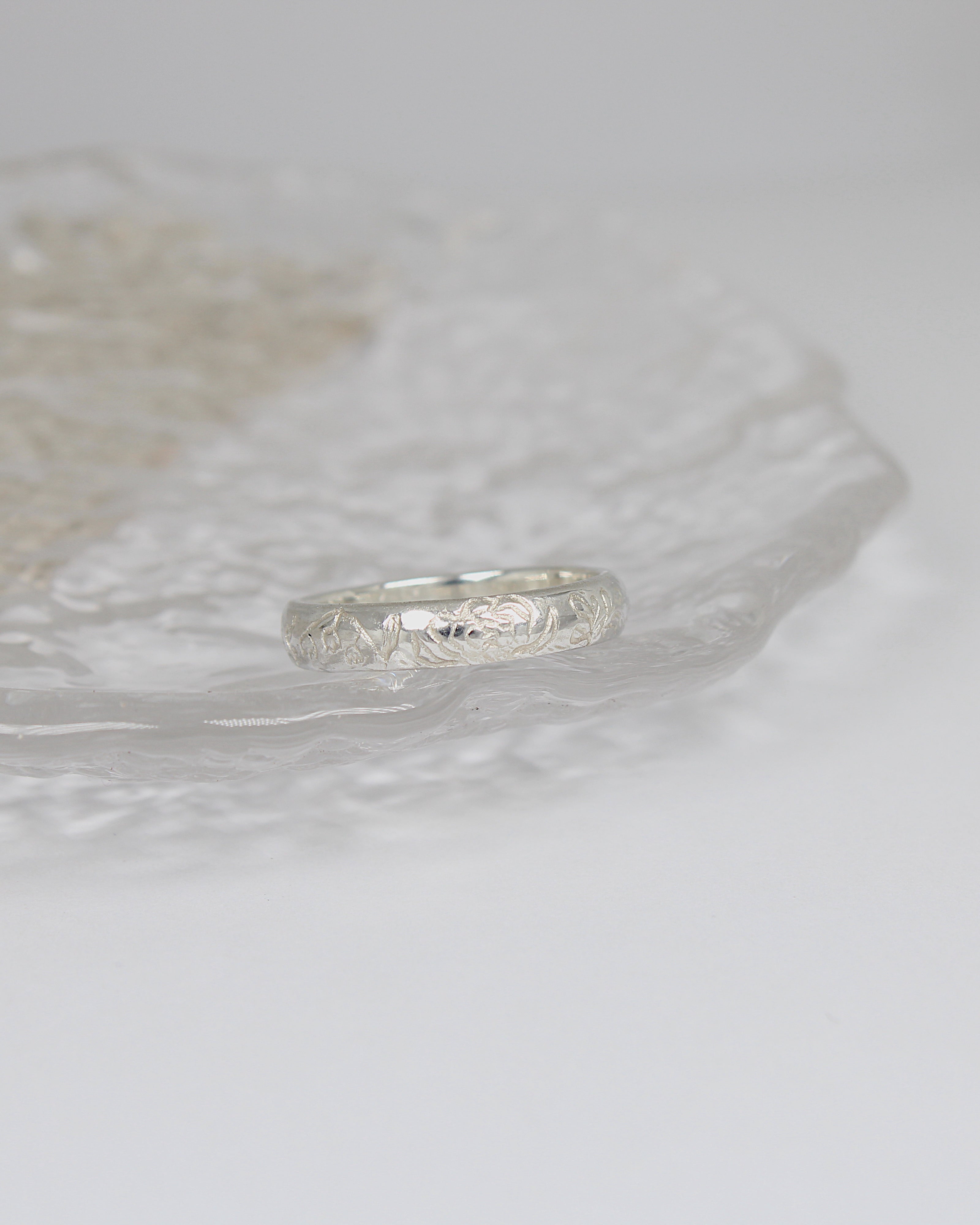 Birth flower ring hand engraved