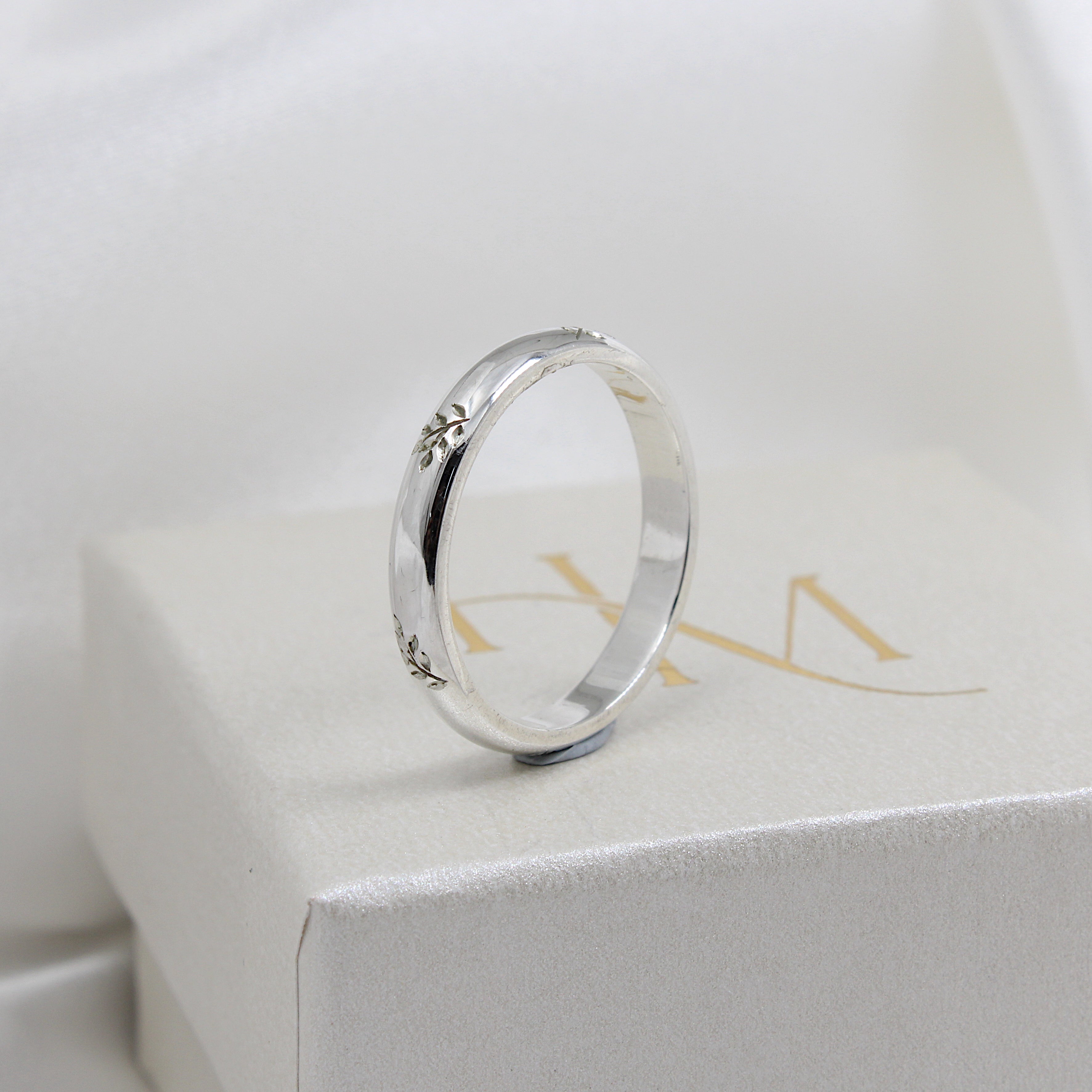 Foliage ring | Hannah McDanielson Jewellery - Sterling silver hand engraved foliage ring